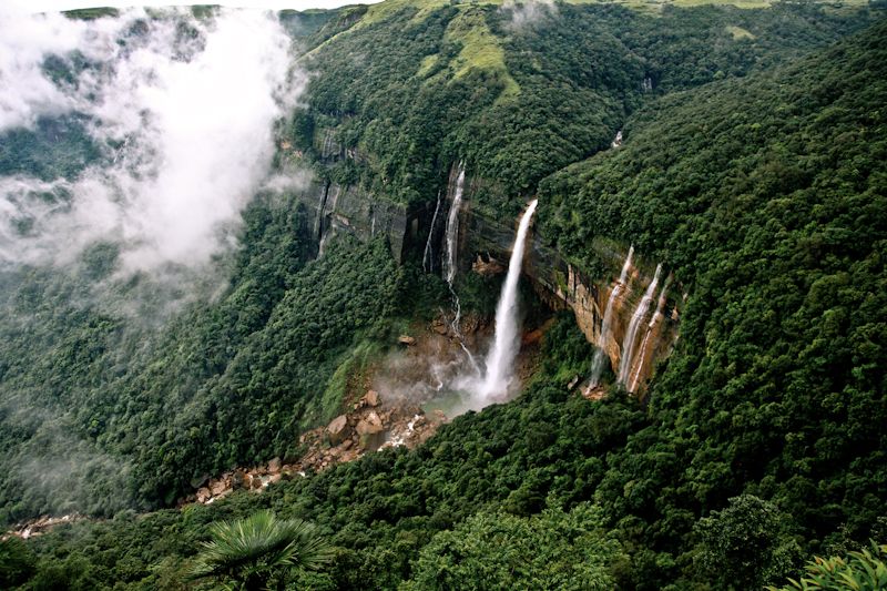 Nohkalikai Falls Cherrapunjee
