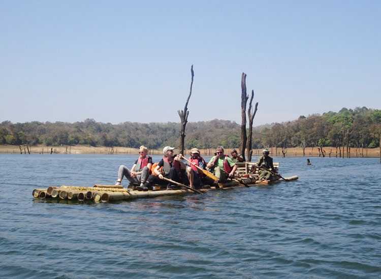 Bambo Rafting in Periyer River