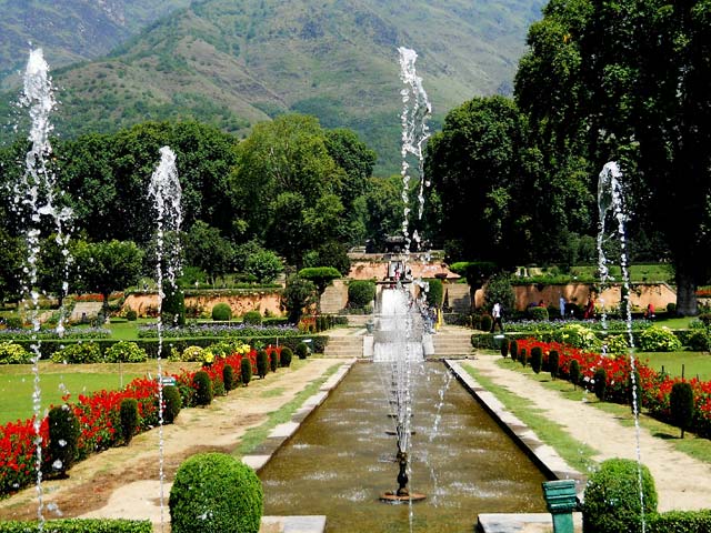 Nishat-Gardens-Srinagar
