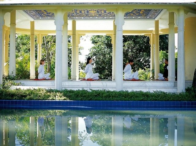 Best Retreats for Holistic Healing in India