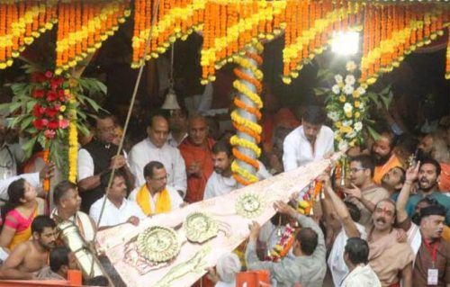 Flag hoisting ceremony at Trimabkeshwar 
