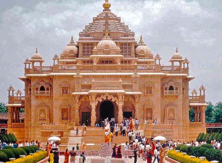 akshardham temple in Ahmedabad