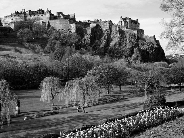 Edinburgh Castle - The Iconic Scottish Tourist Attraction