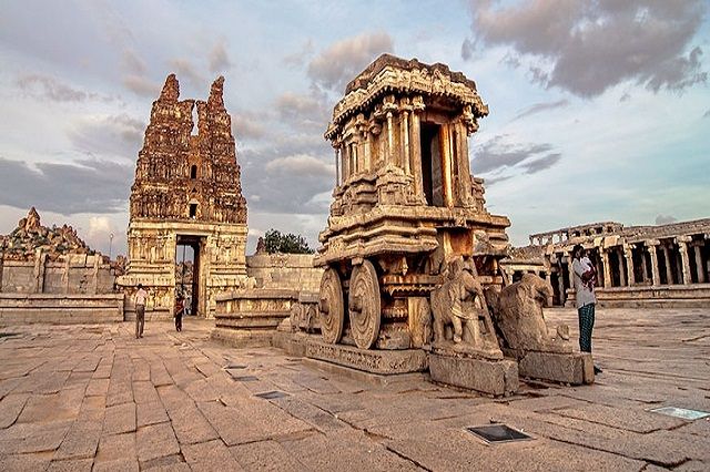 Vittala Temple Complex, Hampi