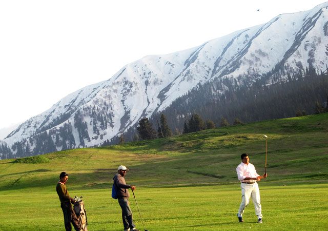 Golfing in Kashmir