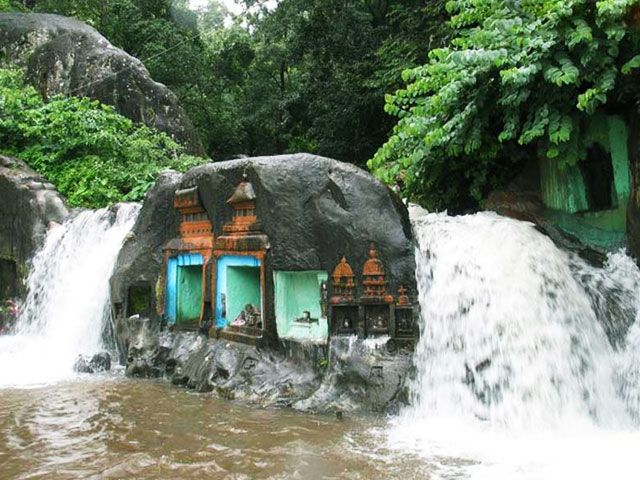 Kalhatti Falls
