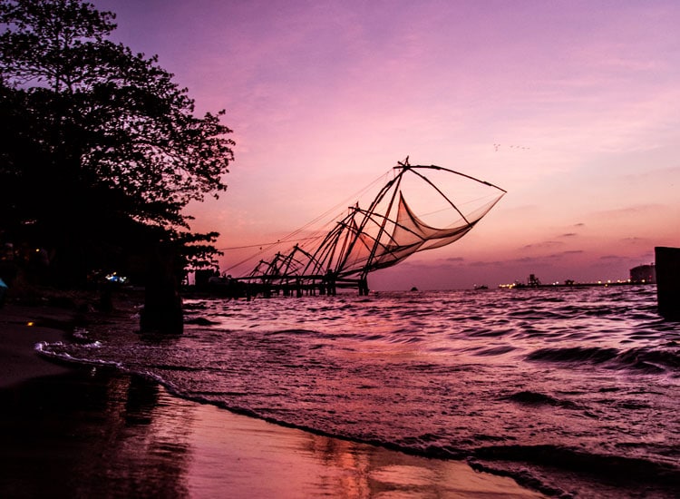 Top 15 Honeymoon Places In Kerala For A Dazzling Escape