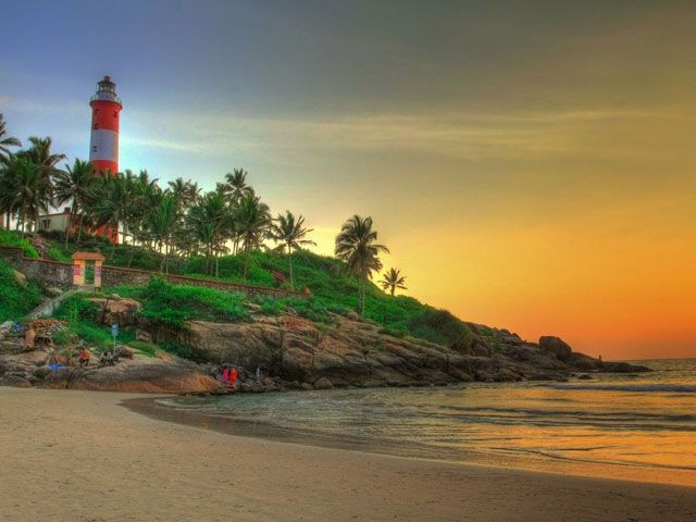 lighthouse-beach
