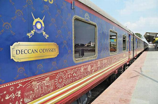 Top 10 Luxury Trains In The World For An Extravagant Journey