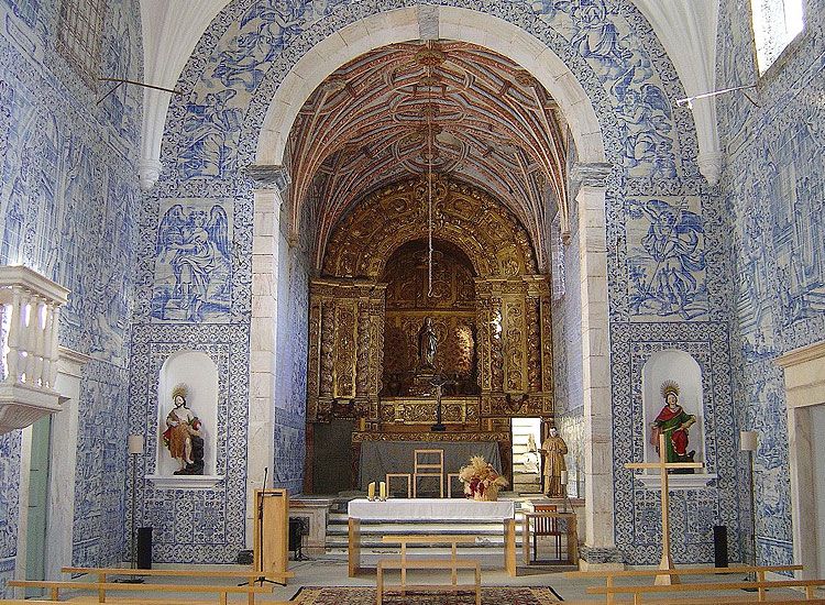 convento dos lóios church in Portugal