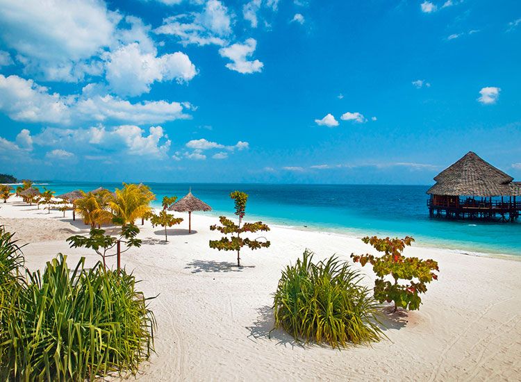 Best Island destinations for Honeymoon near India