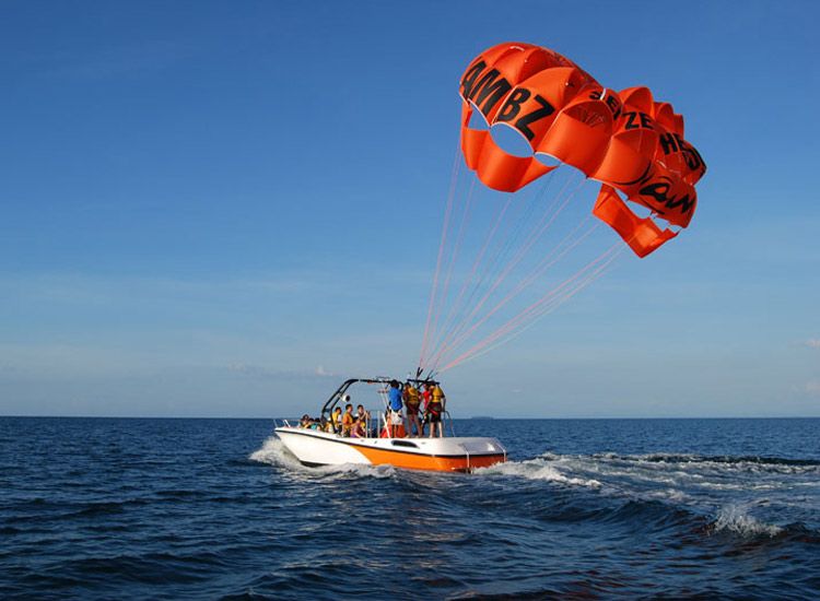 Watersports in Goa Offering Memories of a Lifetime