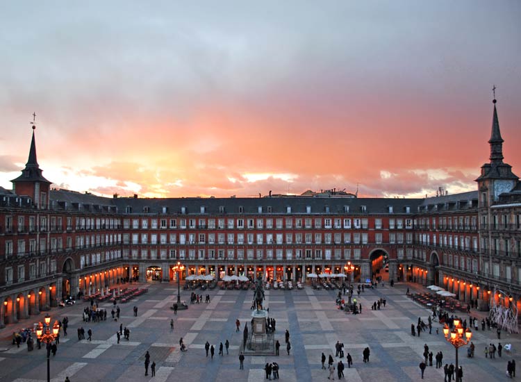 Complete your Spain Holiday with 15 popular places to Visit in Madrid