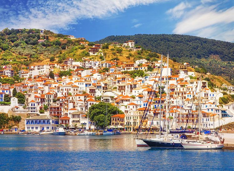 Islands in Greece that Steal your Hearts Away