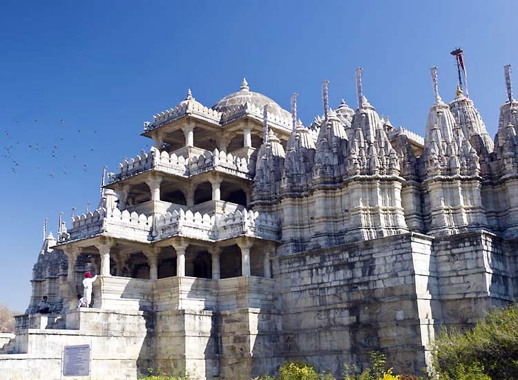 10 Most Famous Jain Temples in India to attain Spiritual Bliss