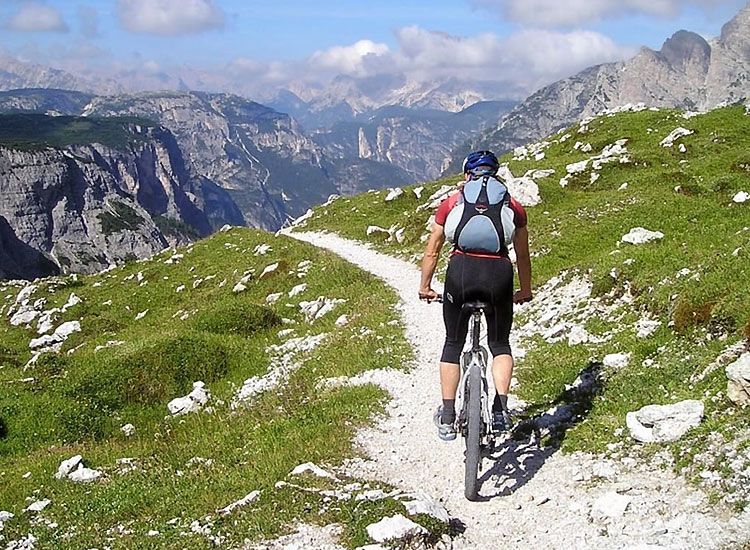 Check out the Best Bicycle Tours in India for Amazing Holidays This Year