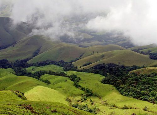 10 Beautiful Hill Stations in South India | Honeymoon Places in South India