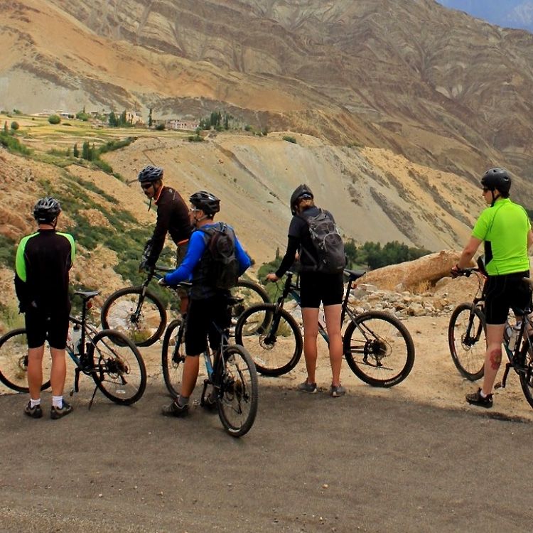 Cycling-to-Spiti