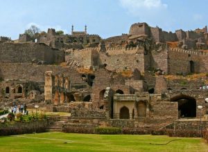 15 Must Visit Historical Places in India | Historical Monuments of India