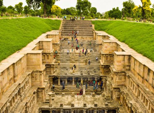 15 Must Visit Historical Places in India | Historical Monuments of India