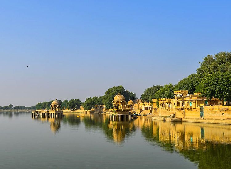 Gadsisar Lake in Jaisalmer