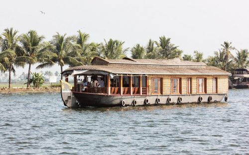 Top 10 Backwater Destinations in Kerala that You Can’t Miss - India ...