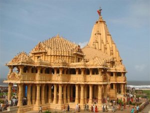 10 Places to visit in Somnath , Temple, Beach, Museum