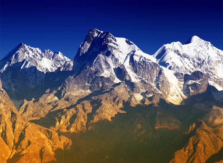 5 Unconquered Mountains in the World