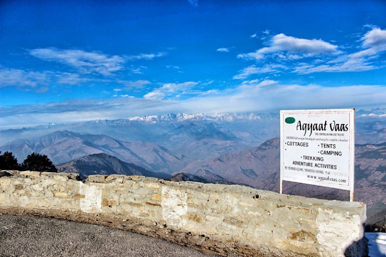 Trail to Hatu Peak offers awe-inspiring views of the Shivalik Hills in outer Himalayan range