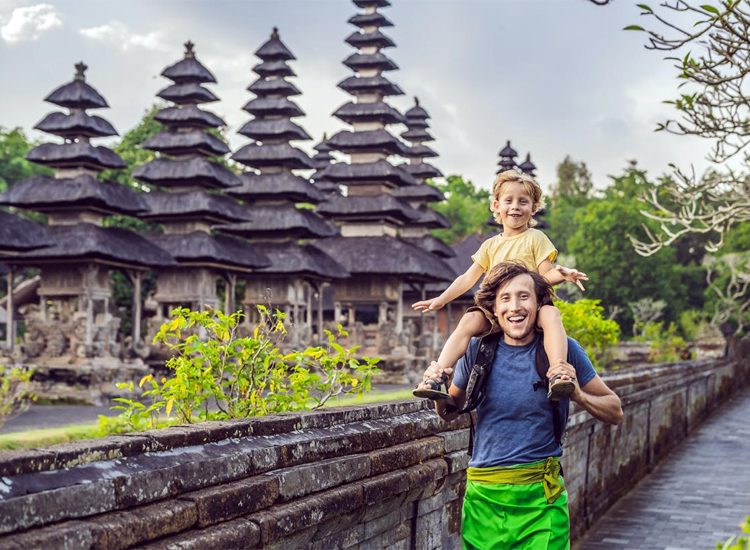 bali tour with family in january
