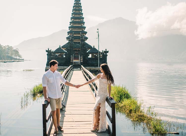 9 Best Honeymoon Destinations in February Outside India that Spell Romance