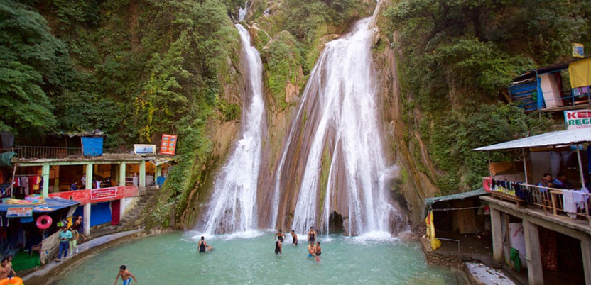 Mussoorie - popular tourist destination of Uttarakhand