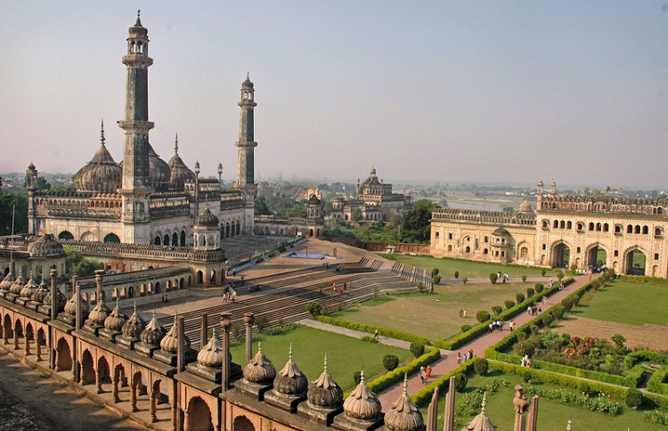 Bara Imambara - Places to visit in Lucknow