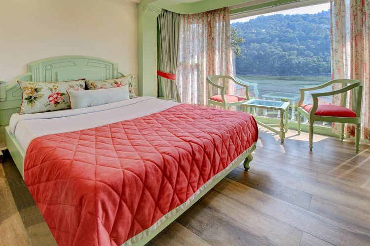 hotel lakeside inn nainital