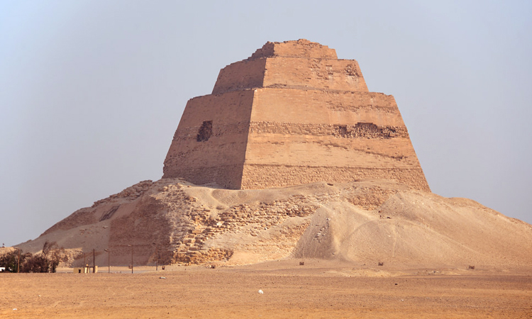 Pyramid-of-Meidum