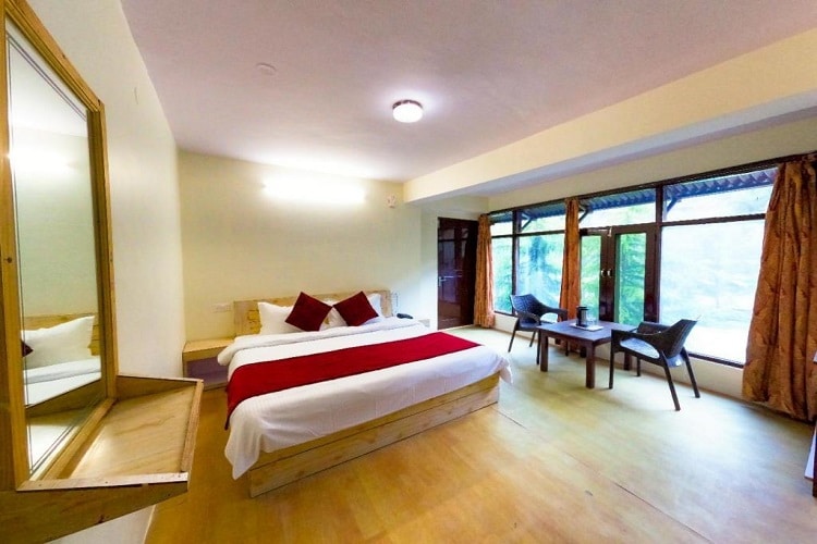 Hotel Sun And Snow:Pet-Friendly Hotels in Manali