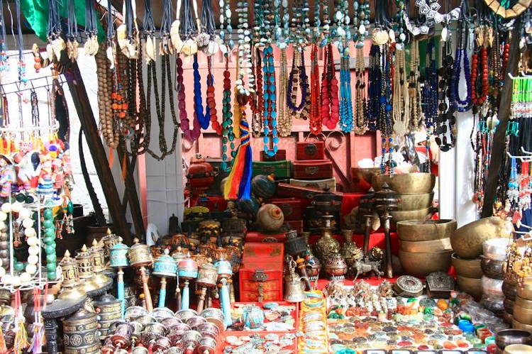 Tibetan-Market-Nainital