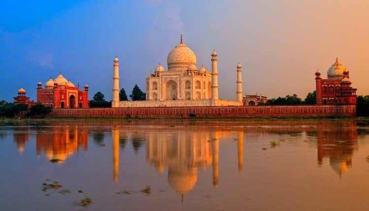 Why Tourists Choose Indian Holiday’s Tour Packages
