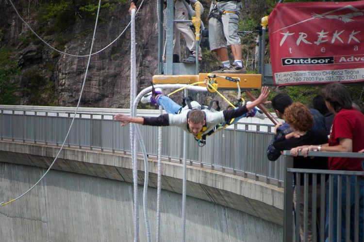 Bungee Jumping, One of the best Adventure Activities in Switzerland