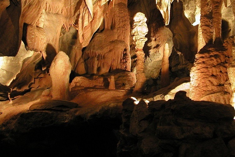 Jowai-Umlawan-Cave
