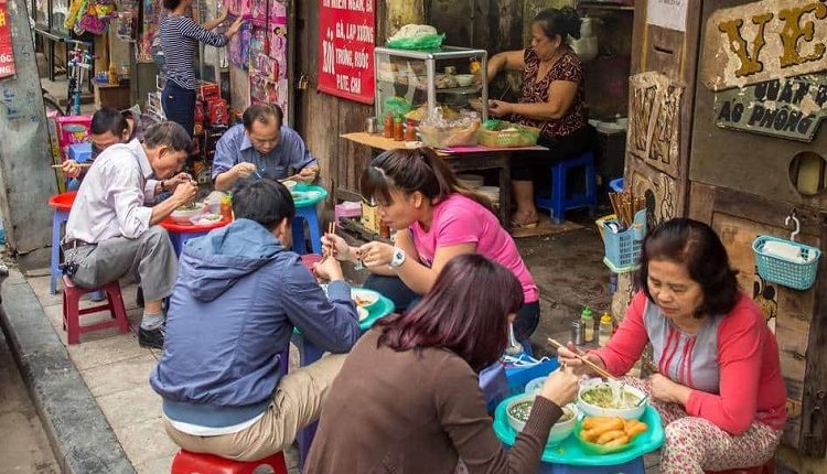 Taste The Mouthwatering Seafood In Nha Trang On A Street Food Tour