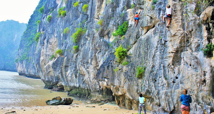 rock-climbing-vietnam