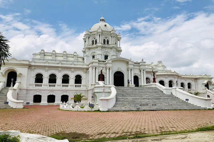 Ujjayanta Palace