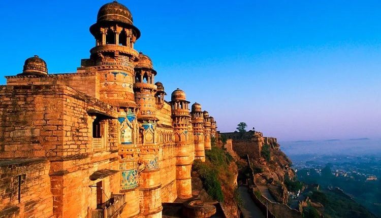 best-places-to-visit-in-madhya-pradesh-in-april