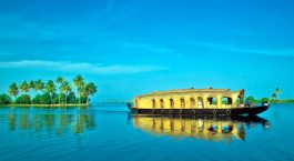 Backwater-Luxury-A-Private-Houseboat-Stay-on-Kerala’s-Backwaters